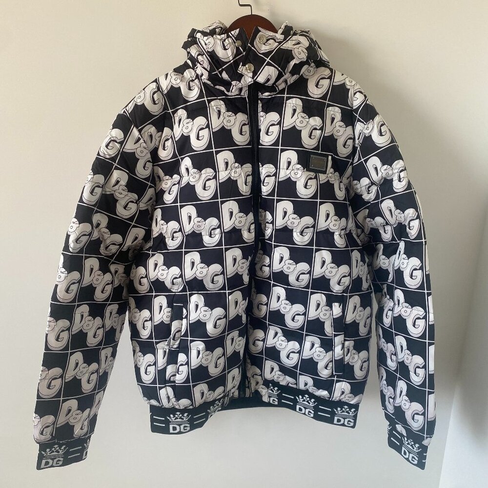 Dolce & Gabbana Quilted nylon jacket with hood and DG logo print